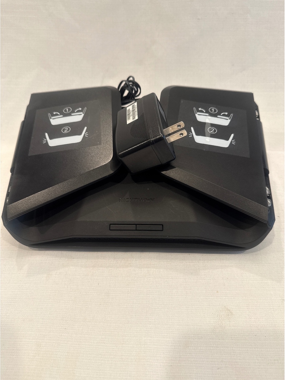 Netgear Nighthawk RAX70 AX8 8-Stream Tri-Band AX WiFi Router - Picture 2 of 6